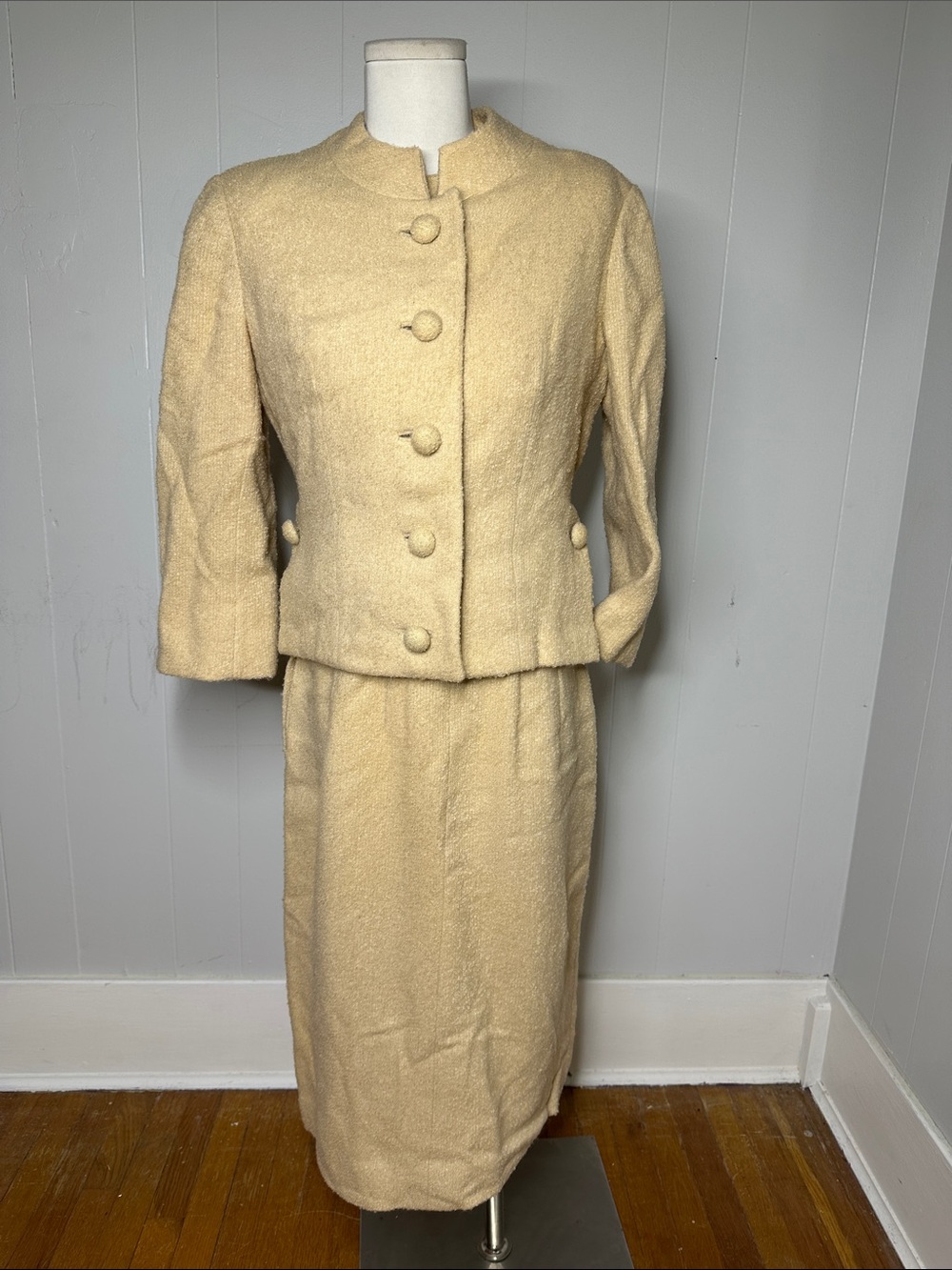 Vintage 1950s Nubby Boucle 3 Piece Neutral Suit Set